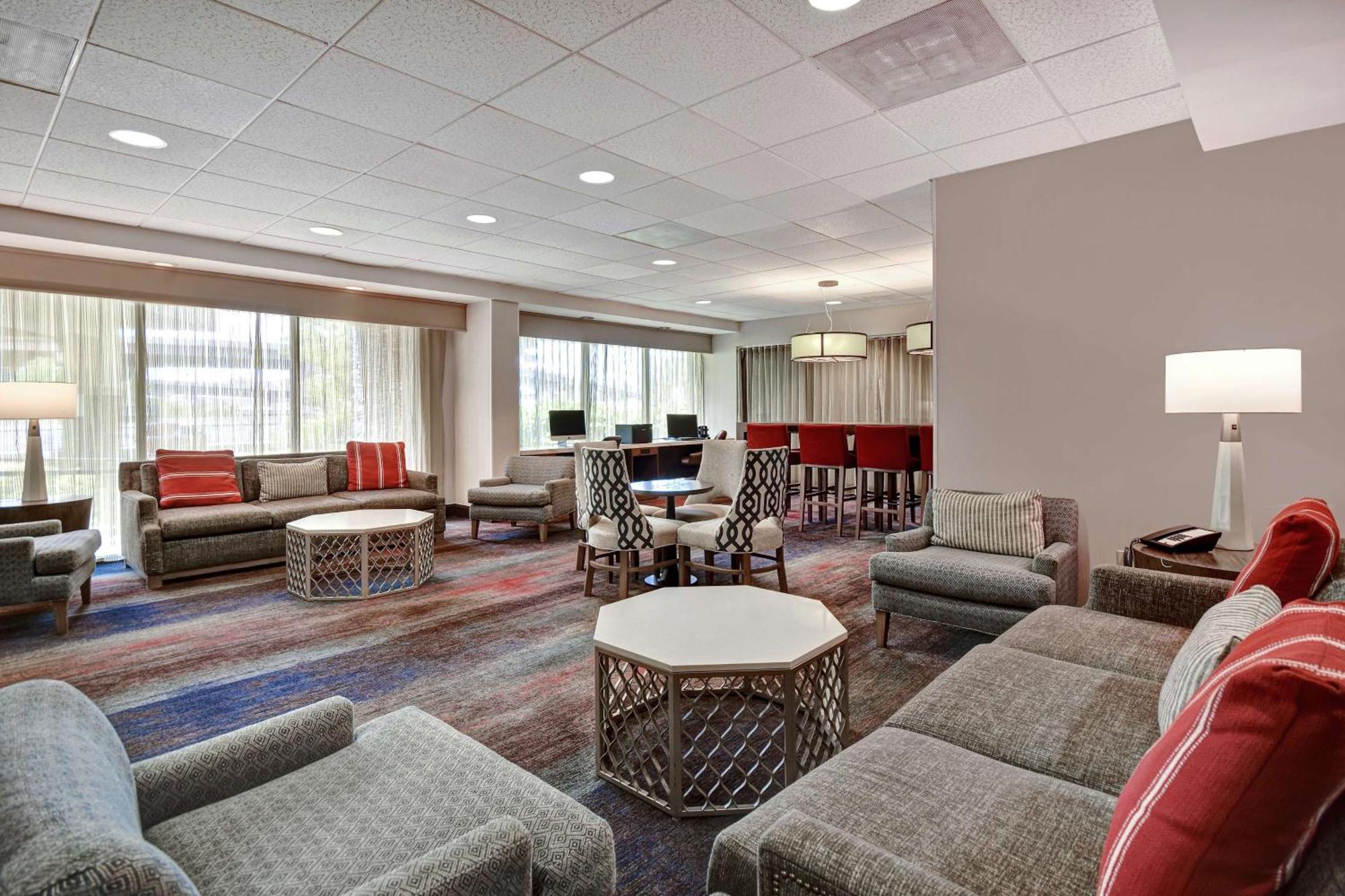 Hampton Inn & Suites Alexandria Old Town Area South Exterior foto