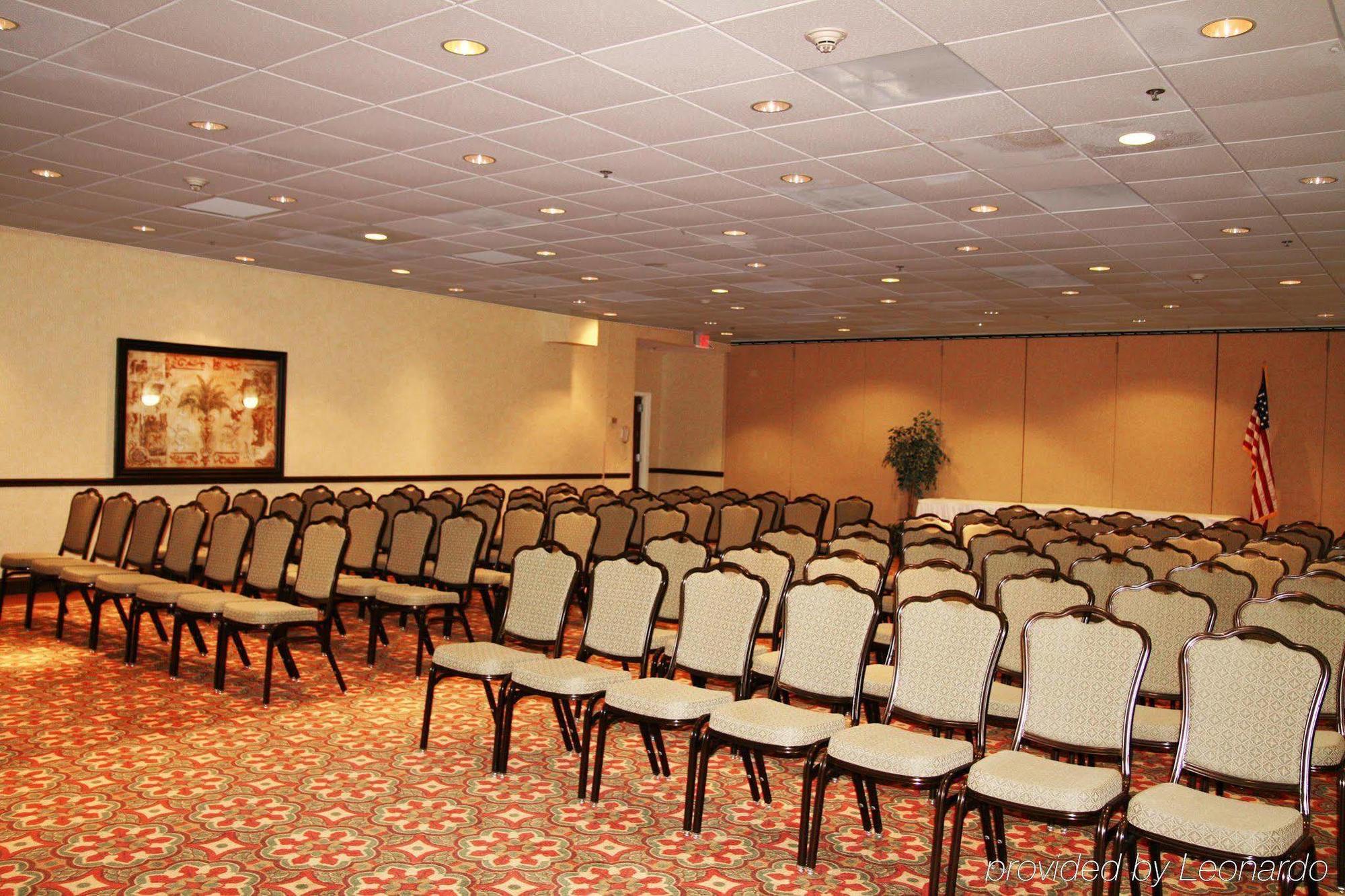 Hampton Inn & Suites Alexandria Old Town Area South Afaceri foto